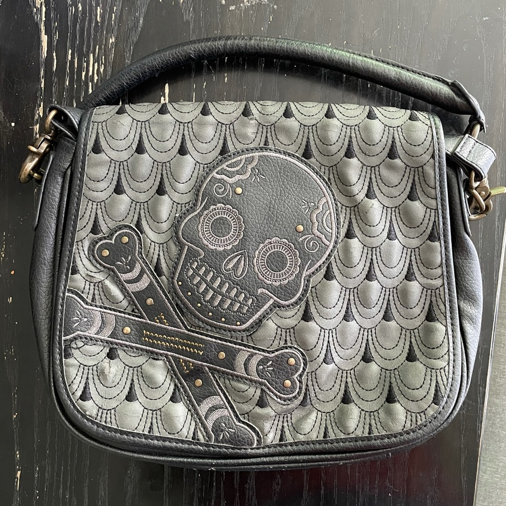 Loungefly skull purse sugar skull